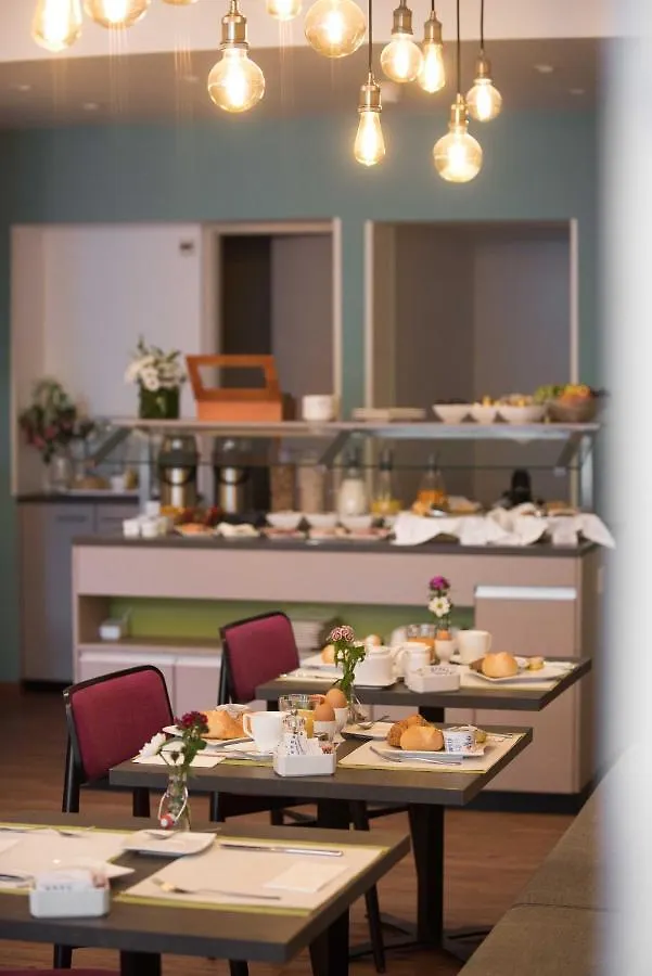 Hotel Montana Geneva 3*,  Switzerland