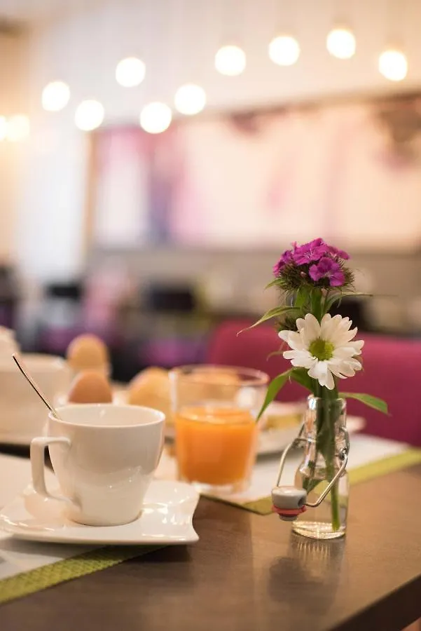 ***  ז'נבה Hotel Montana שוויץ