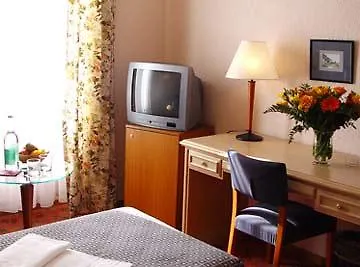 Hotel Montana Γενεύη 3*,