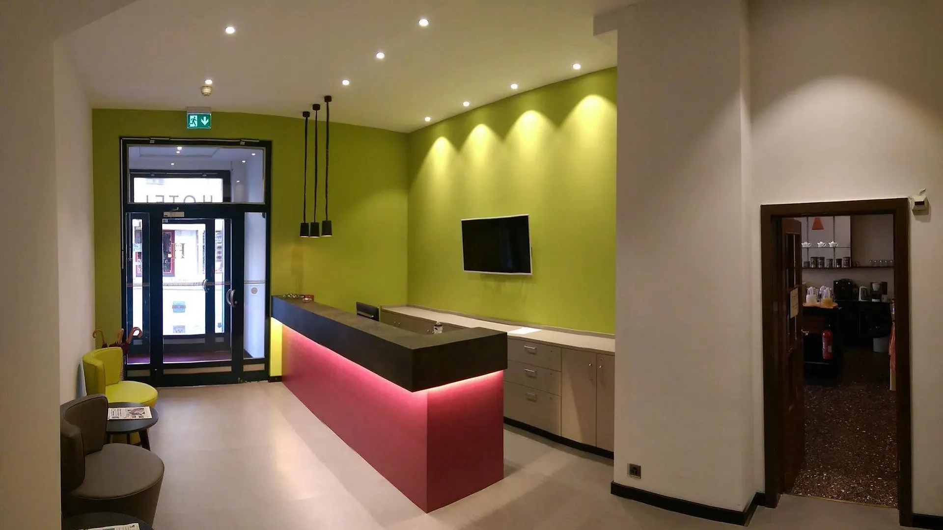Hotel Montana Geneva 3*,  Switzerland